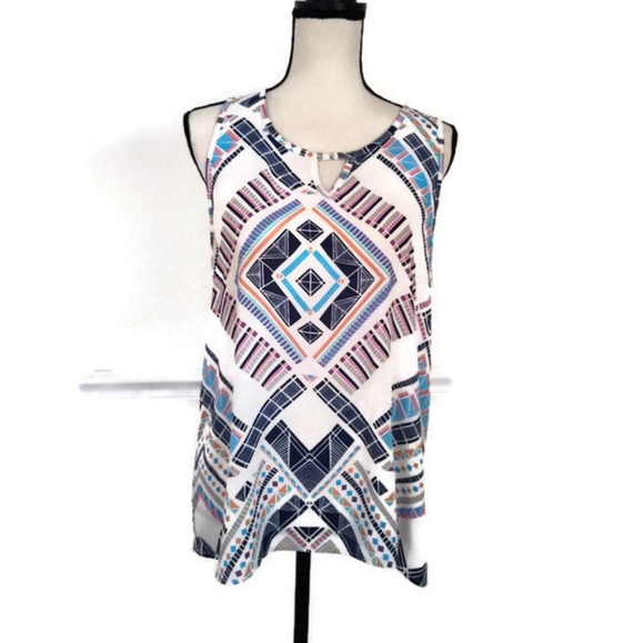 Everly Tops - Everly Sleeveless Geometric Print Key hole top Size L